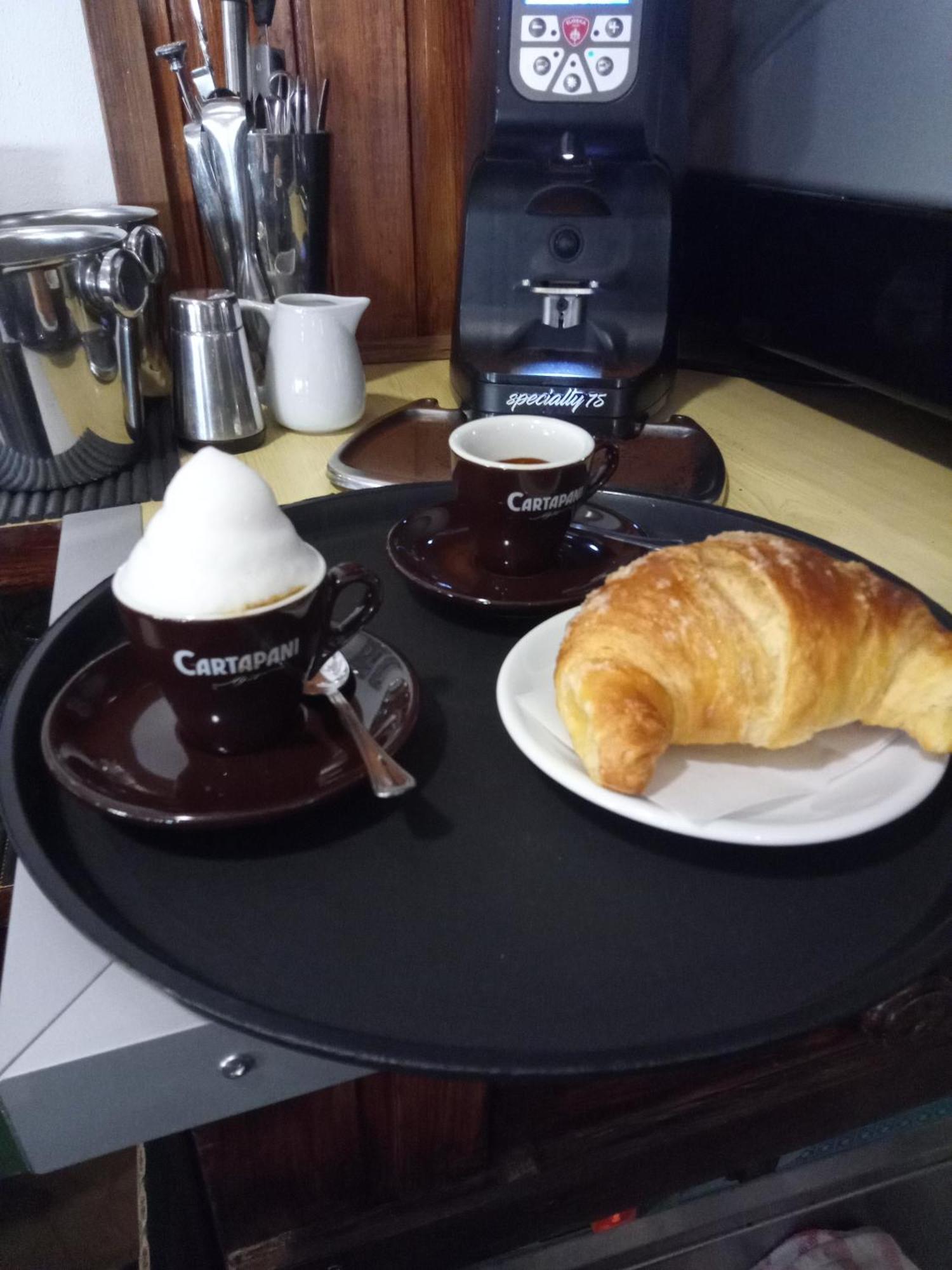 Vesta Apartment Gargnano Bagian luar foto