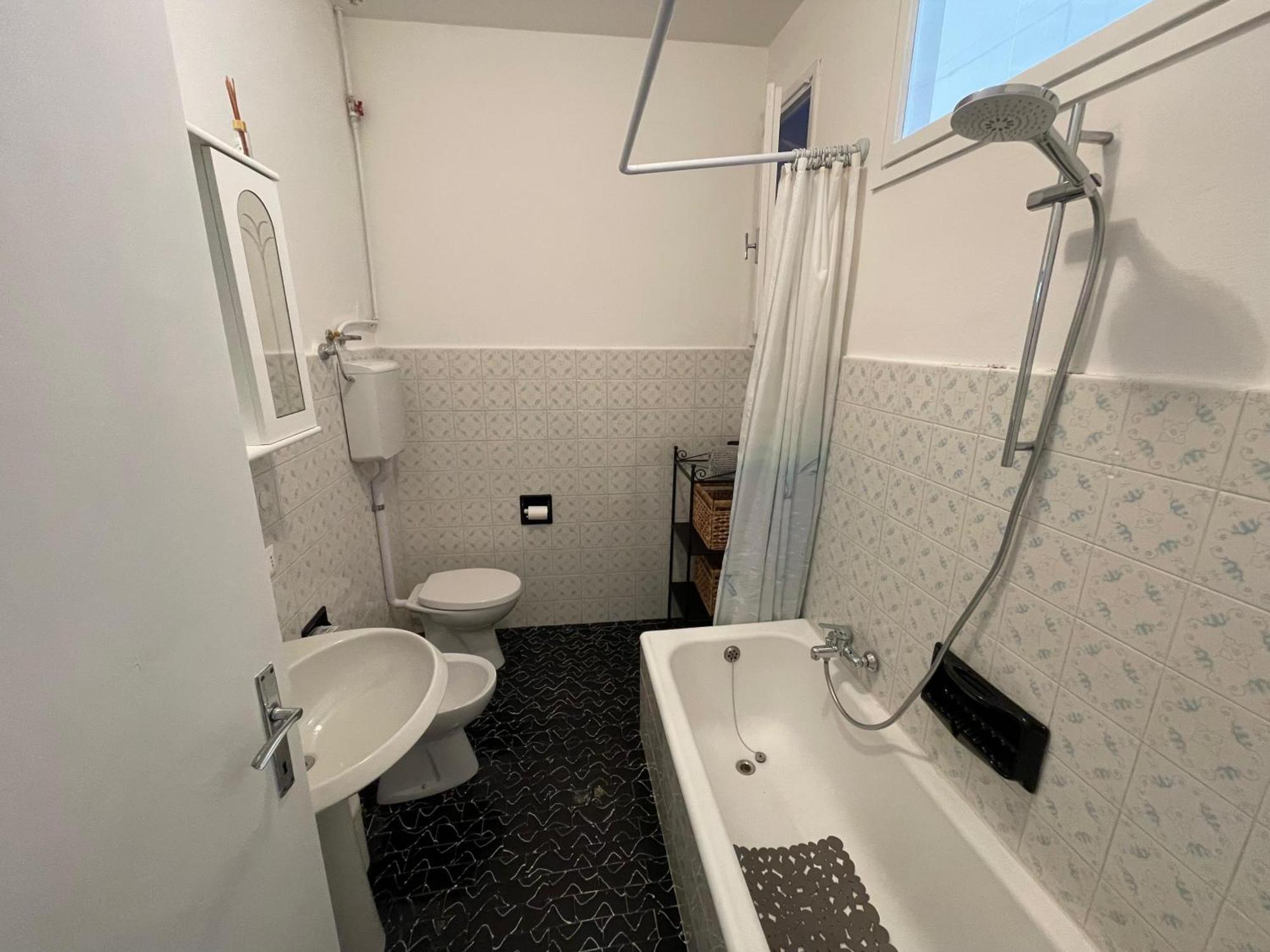 Vesta Apartment Gargnano Bagian luar foto